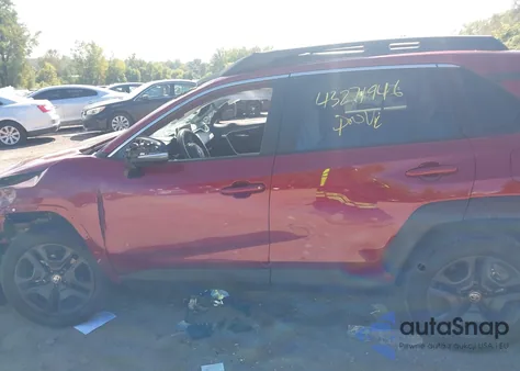 2024 Toyota Rav4 Adventure z USA, uszkodzony, nr VIN 2T3J1RFV4RW467553